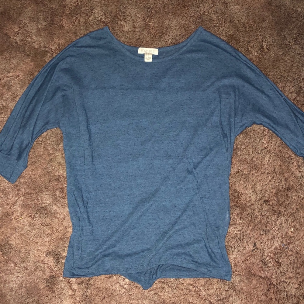 blue 3/4 sleeve tee